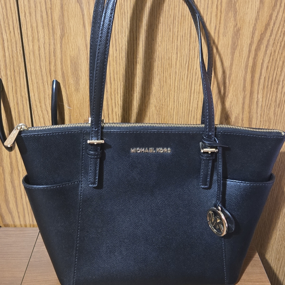 Michael Kors BlackTote Bag